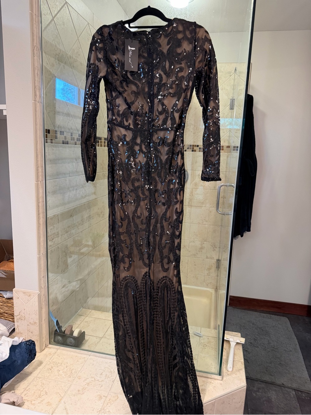 Elegant Black Sequin Long Sleeve Evening Dress